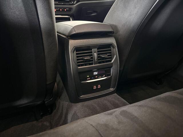 BMW 3-SERIE Touring 330i xDrive