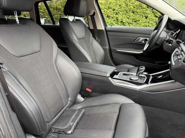 BMW 3-SERIE Touring 330e Business Edition Plus Trekhaak | 18inch | Navi+