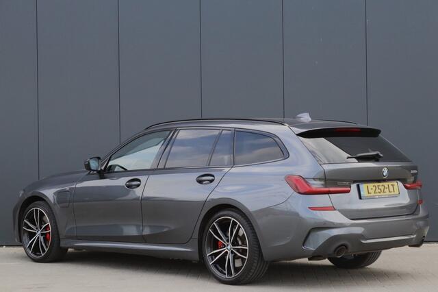 BMW 3-SERIE 320e M Sport Plug-in Hybrid 19 inch Laser 1e eig
