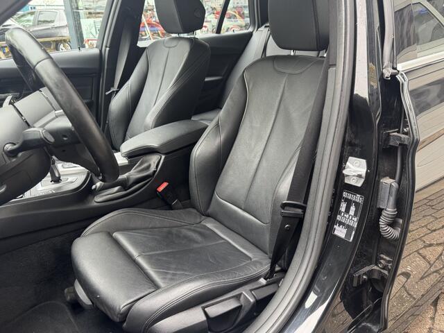 BMW 3-SERIE 318i M-sport Leer/stoelvw/trekhaak