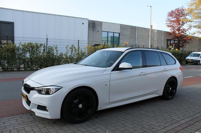 BMW 3-SERIE 318i Executive M-Sport