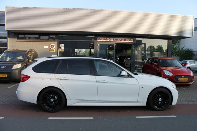 BMW 3-SERIE 318i Executive M-Sport