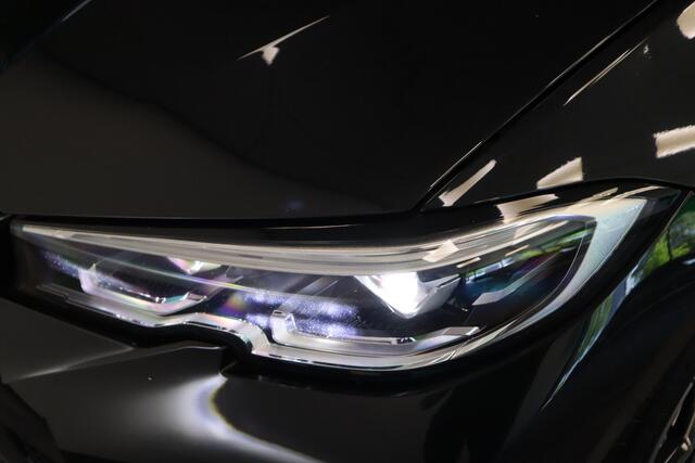 BMW 3-SERIE Touring 320i High Executive Edition 184 PK Navigatie Luxe Volleder Cruise Control Stoelverwarming sfeerverlichting