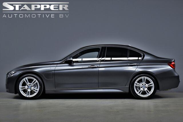 BMW 3-SERIE 330e 252pk M-Sport Dealer.OH Keyless/Navi/Led/Alcantara/Stoelverw./Pdc/Lmv18''