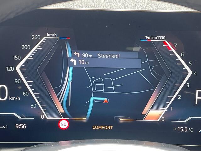 BMW 3-SERIE Touring 330i M-Sport Touring Automaat Navigatie, Climate Control, Adaptive Cruise Control, LED, 18"Lm, Half Leder/Alcantara