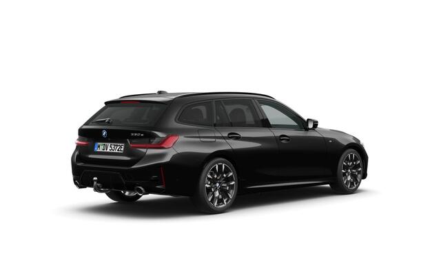 BMW 3-SERIE Touring 330e | M-Sportpakket | Innovation Pack | Comfort Pack | Panoramadak | Trekhaak