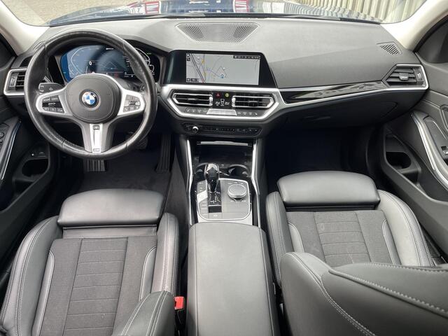BMW 3-SERIE Touring 330e xDrive Sport Line 18"/Keyless/Sportstoelen + memory/Stoel + stuurverwarming/PDC/Apple Carplay & Android Auto