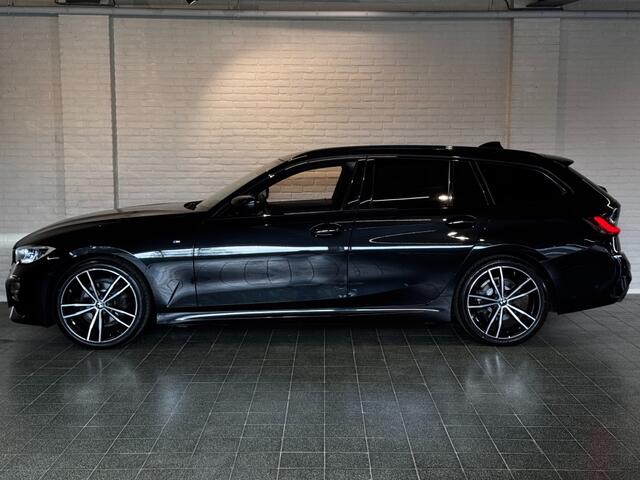 BMW 3-SERIE Touring 318i High Executive M-Sport Leder Head Up Elek Stoel 19 inch