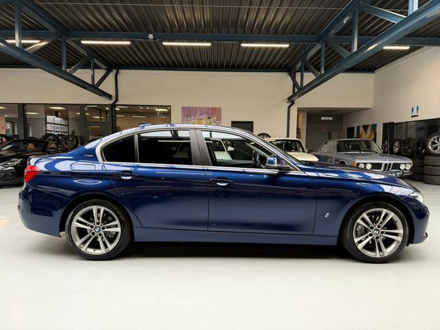 BMW 3-SERIE 330e Centennial High Executive LED Lederen Sportstoelen