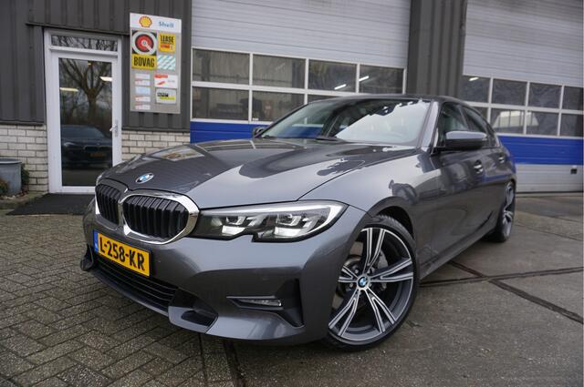 BMW 3-SERIE 330i High Executive Automaat