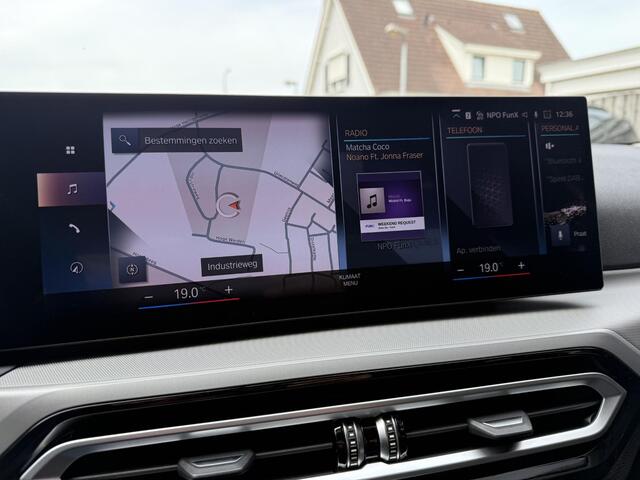 BMW 3-SERIE Touring 2.0 318i Org NL Widescreen display