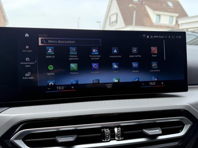 BMW 3-SERIE Touring 2.0 318i Org NL Widescreen display