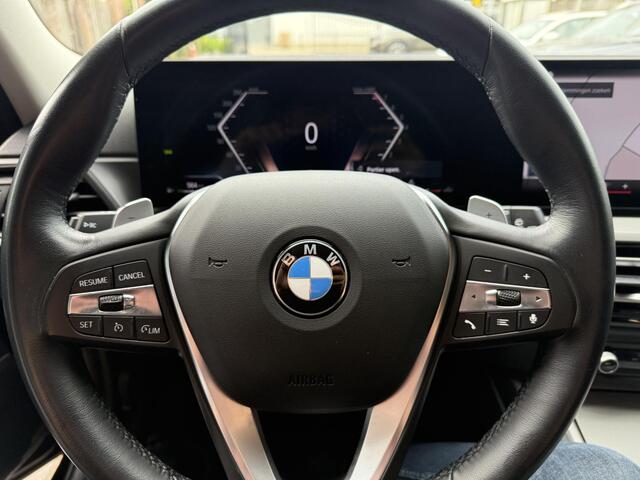 BMW 3-SERIE Touring 2.0 318i Org NL Widescreen display