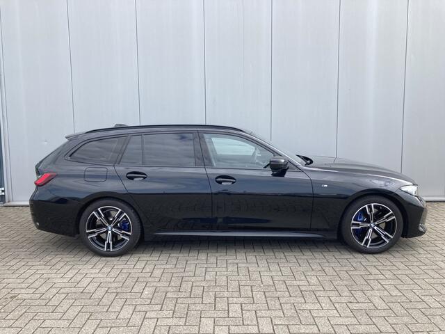 BMW 3-SERIE Touring M-Sport Automaat 330i Wegklapbare trekhaak, Achteruitrijcamera, Lederen bekleding, PDC v+a