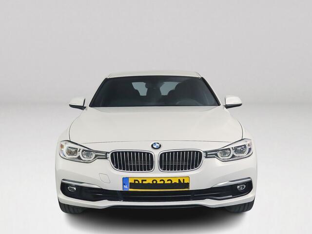 BMW 3-SERIE 330e High Executive | Stoelverwarming