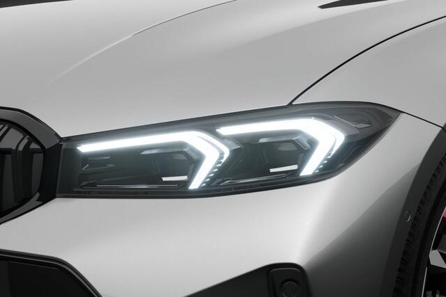 BMW 3-SERIE Sedan 330e | M Sport Pro | Comfort Pack | Harman-Kardon Sound System | Active Cruise Control