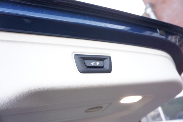 BMW 3-SERIE Touring 318I 157PK 4CILINDER ORIGINEEL NEDERLANDS 1E EIGENAAR NIEUW MODEL CURVED DASHBOARD! FULL LED ANDROID/APPLECARPLAY GROOTBEELD NAVIGATIE ECC AIRCO CRUISECONTROL PDC V+A 17INCH ELECTR.KLEP ENZ...