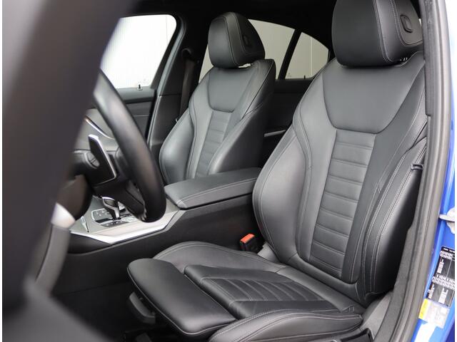 BMW 3-SERIE 330e M-sport | Schuifdak | Leder | H&K | 360 Camera | Org. NL