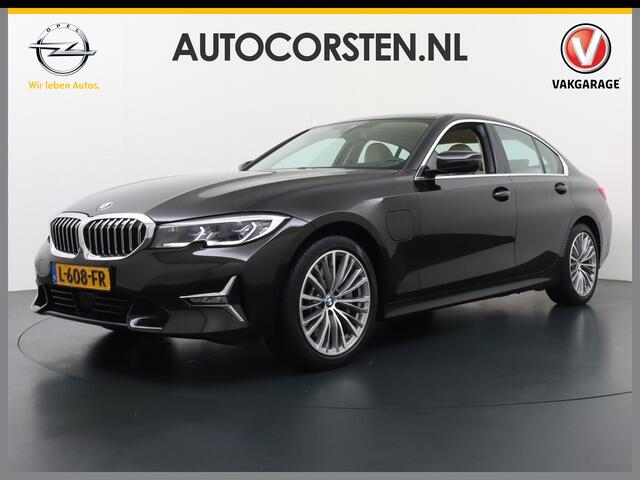 BMW 3-SERIE 330e 293PK Autom.8 Leder+Verwarmd+Elektr. Apple Carplay Android Auto Trekhaak Camera Adap.Cruise DAB+ Led Laserlicht Live cockpit pro Luxury line HiFi System Harman Kardon® PDC Regen- en lichtsensor Business Edition Plus Keyless Rijstrooksensor Audio Medi