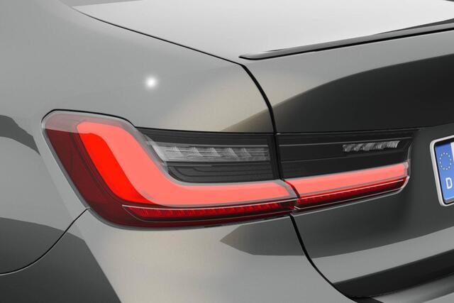 BMW 3-SERIE Sedan 330e | M Sport Pro | Comfort Pack | Active Cruise Control | Elektrisch bediend glazen schuif-/kanteldak | Lederen bekleding