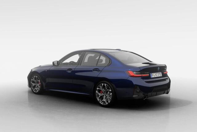 BMW 3-SERIE Sedan 330e | M Sport Pro | Comfort Pack | Elektrisch bediend glazen schuif-/kanteldak | Active Cruise Control