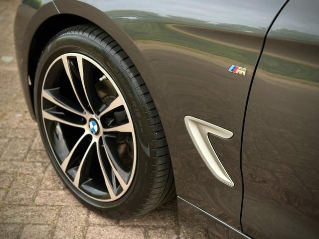 BMW 3-SERIE 320i PANO|VIRTUAL|CAMERA|HiFi|CARPLAY