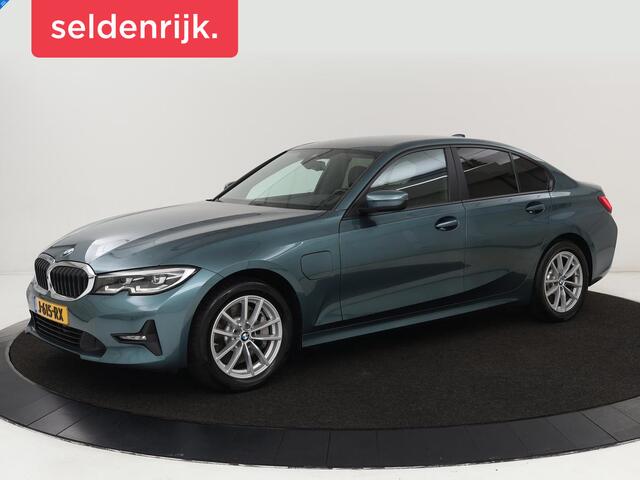 BMW 3-SERIE 330e eDrive Edition | Leder | Stoelverwarming | Carplay | Live Cockpit | Navigatie | Parkeerhulp | Cruise control
