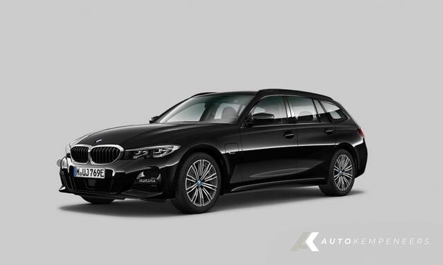 BMW 3-SERIE 330e xDrive M-Sport | Shadow | Adapt. Cruise | Trekhaak | 18' inch |
