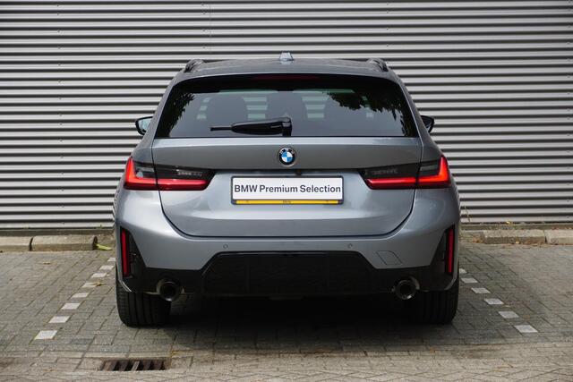 BMW 3-SERIE Touring 330e M Sportpakket Pro | Comfort Pack | HiFi System | Extra getint glas in achterportierruiten en achterruit | Achteruitrijcamera