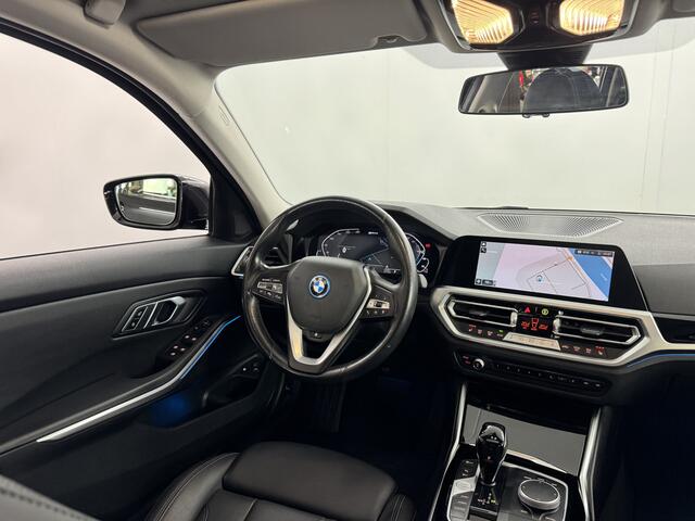 BMW 3-SERIE Touring 330e Sport-line / Pano / Leder / Camera