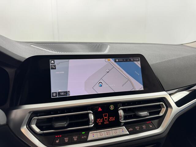 BMW 3-SERIE Touring 330e Sport-line / Pano / Leder / Camera