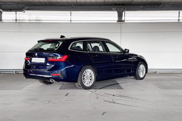 BMW 3-SERIE Touring 318i Business Edition Plus