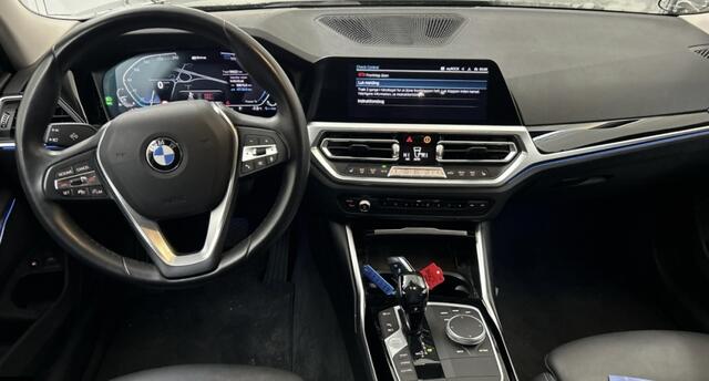 BMW 3-SERIE 330e Sport Line