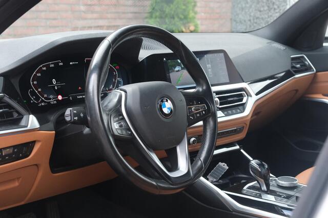 BMW 3-SERIE 330e eDrive Edition | Navi | App Connect | Climate | Cruise | Camera | Leder | PDC