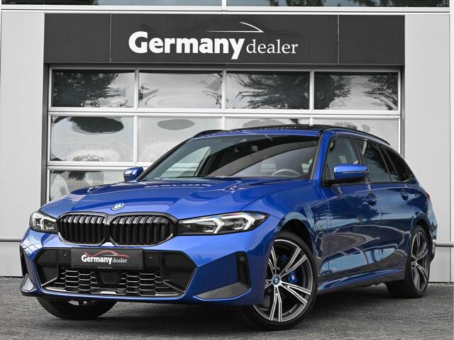 BMW 3-SERIE Touring 330e xDrive 292pk M-Sport-Pro Pano HUD E-Zetels ACC M-Rem Widescreen Hifi VOL!