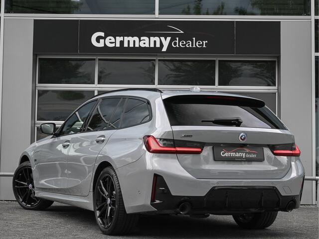 BMW 3-SERIE Touring 330e xDrive M-Sport Pro Pano H&K HUD ACC Widescreen Ind-Brooklyn Shadowline