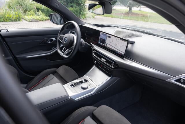 BMW 3-SERIE Touring 330e 330e Touring M Sport High Executive / Innovatie MY2025 NP ¤ 77.285,-