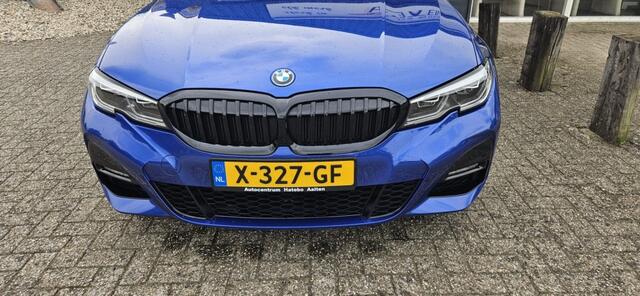 BMW 3-SERIE 330iE X-Drive M-Sport High Executive Leder Panorama Superstaat!!