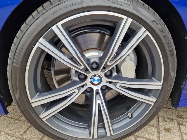 BMW 3-SERIE 330iE X-Drive M-Sport High Executive Leder Panorama Superstaat!!