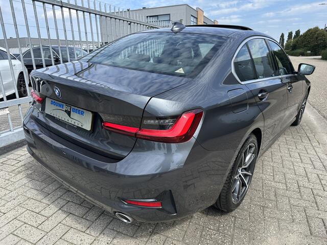 BMW 3-SERIE 330e Sport Line Schuifdak | Laser LED | Leer | Stoelverw. | HiFi