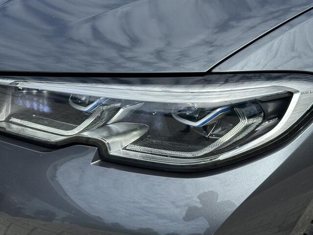 BMW 3-SERIE 330e Sport Line Schuifdak | Laser LED | Leer | Stoelverw. | HiFi