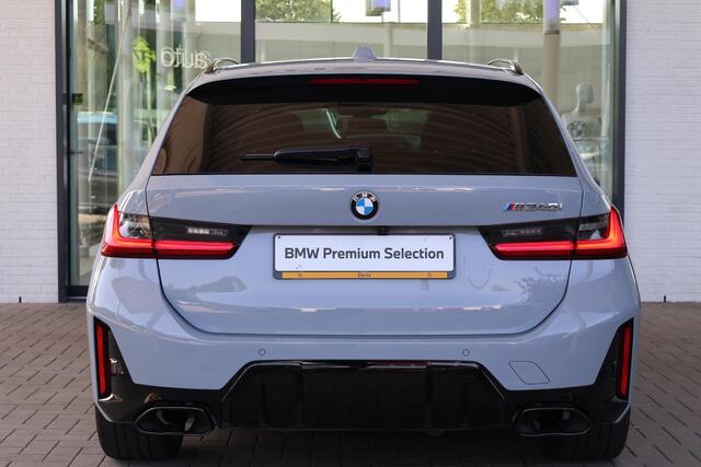 BMW 3-SERIE Touring M340i xDrive M Sportpakket Pro | Innovation Pack | Driving Assistant Professional