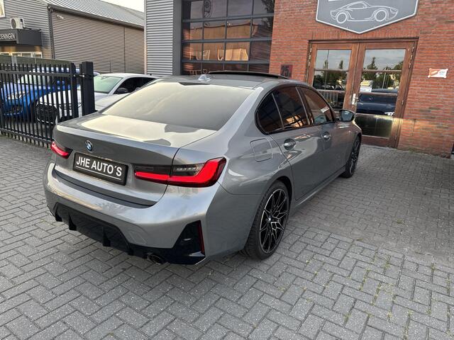BMW 3-SERIE 318i | Pano | M Sport | LED | Stoelverwarming | Navigatie en meer!