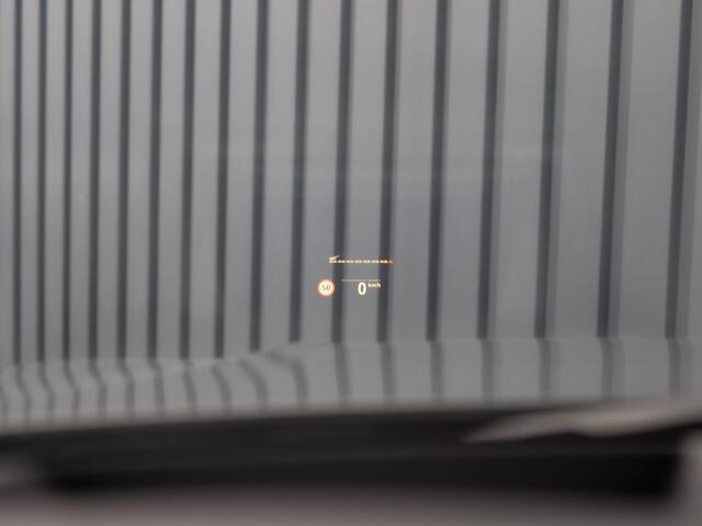 BMW 3-SERIE Touring M340i xDrive | Laser | 360 Camera | Trekhaak | Harman/Kardon | Head Up | Dodehoek sensoren | Prijs Rijklaar!!