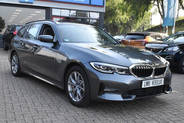 BMW 3-SERIE Touring 330e High Executive Schuifdak | Stuur/Stoelverwarming | BSM | ACC | 12 mnd BOVAG garantie Whatsapp 06-53188999