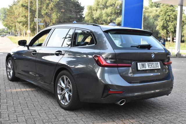BMW 3-SERIE Touring 330e High Executive Schuifdak | Stuur/Stoelverwarming | BSM | ACC | 12 mnd BOVAG garantie Whatsapp 06-53188999