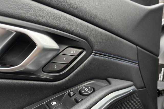 BMW 3-SERIE Touring 330e M-Sport Pro | Memory | Camera | Laserlight | Adaptive Cruise | Fabrieksgarantie