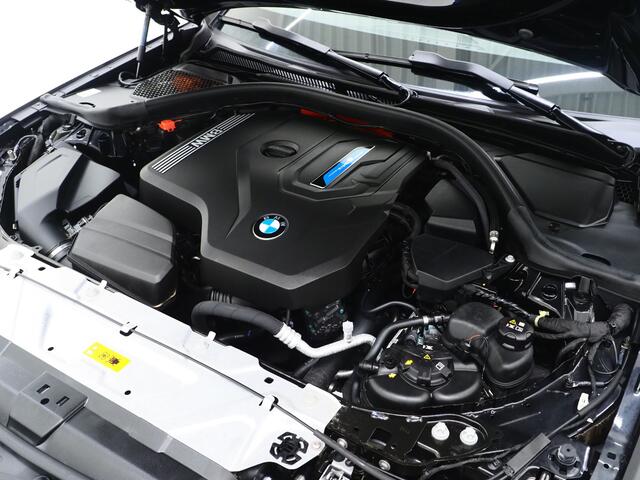 BMW 3-SERIE Touring 320e LCI Shadow Line | Widescreen | Carplay | Cruise | DAB | PDC | LED