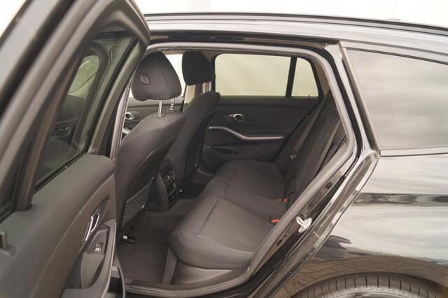 BMW 3-SERIE 318d Executive