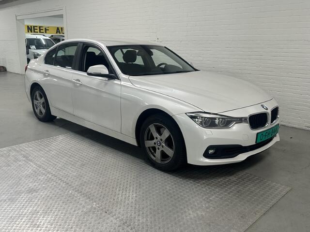 BMW 3-SERIE 320d CLIMA / CRUISE / NAVI / TREKHAAK